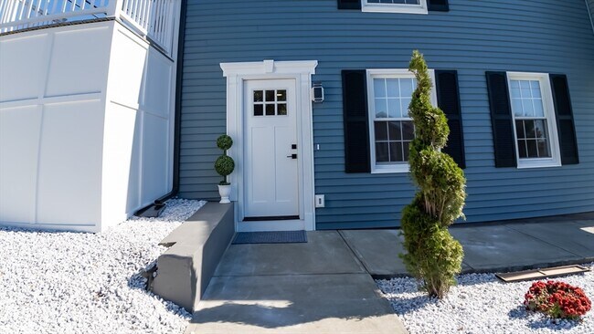 Building Photo - 229 Oneil Rd