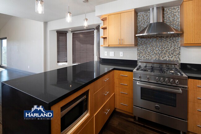 Building Photo - 4607 Janet Pl