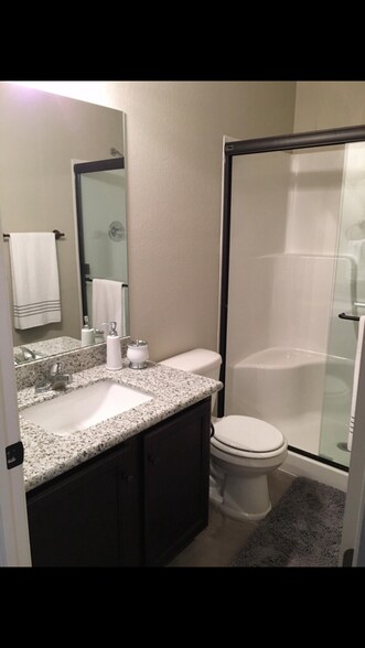 Building Photo - 2846 E 45th Ct N