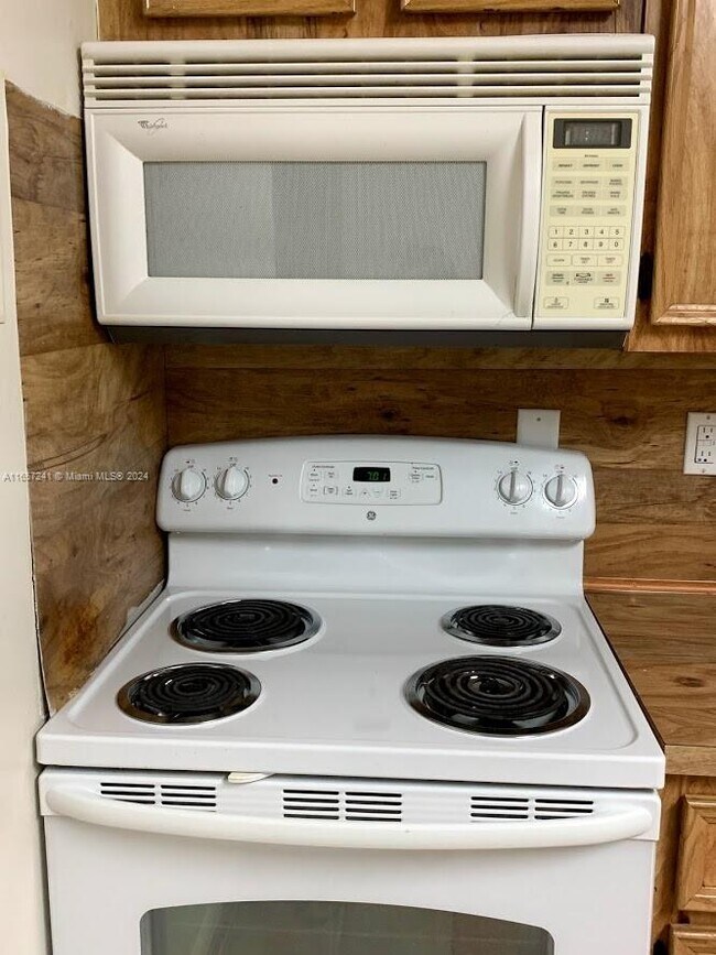 Building Photo - 2526 Taylor St