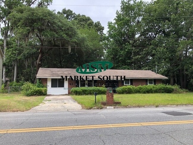 Building Photo - Convenient Southside Location