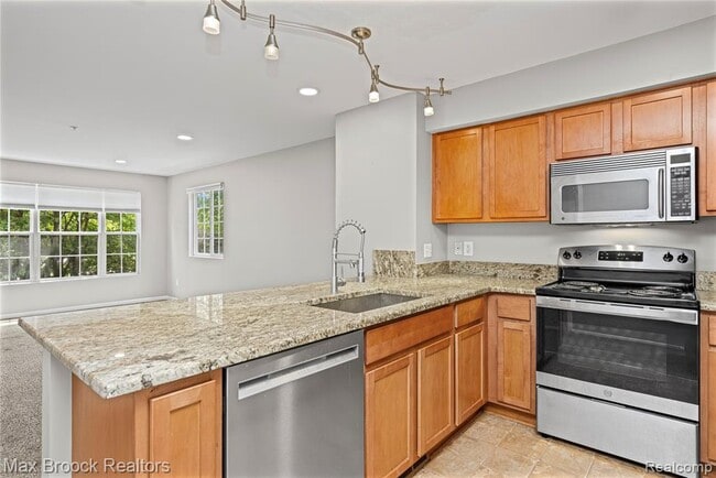 Building Photo - 1071 Beaver Run