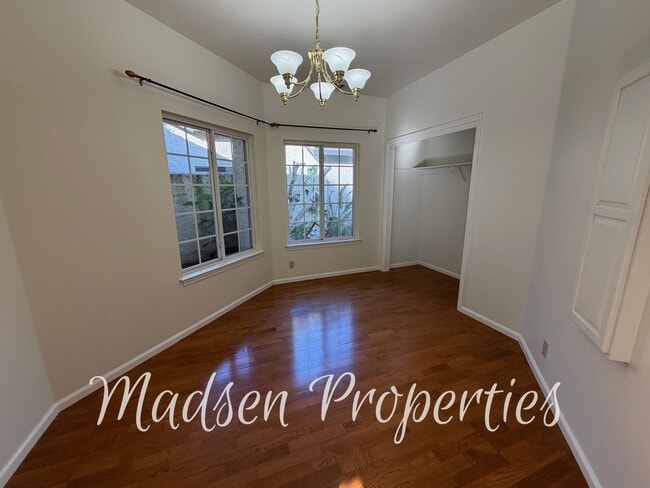 Building Photo - 225 Mission Serra Terrace