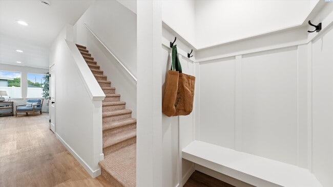 Building Photo - New Townhome - For Rent