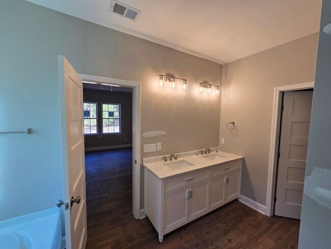 Building Photo - New Home Build