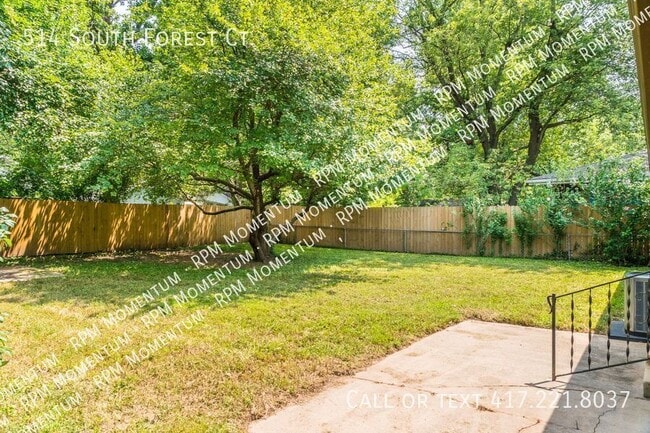 Building Photo - 514 S Forest Ct
