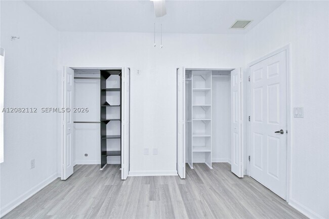 Building Photo - 5603 Polk St