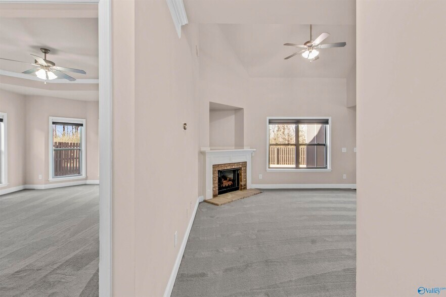 Building Photo - 110 Wolf Creek Trl SW