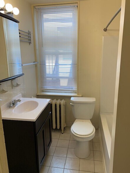 Building Photo - 3939 Baltimore Ave