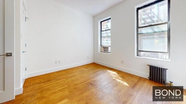 Primary Photo - 588 Amsterdam Ave
