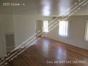Building Photo - 2025 Cedar-4