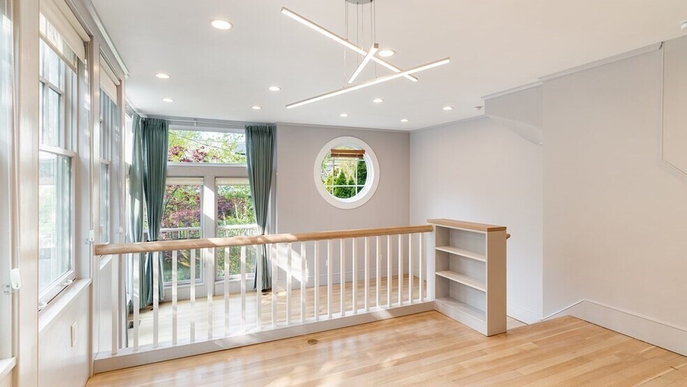 Building Photo - 48 Concord Ave