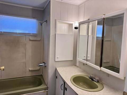 Building Photo - Bentwood Mobile Home Park