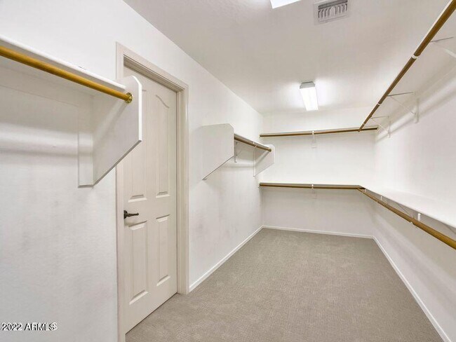 Building Photo - 2406 W Sienna Bouquet Pl