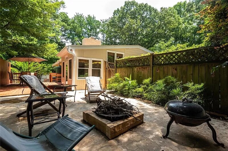 Building Photo - 2644 Valmar Dr