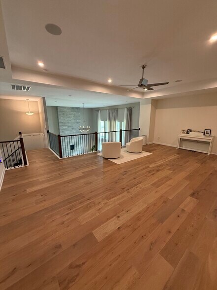 Building Photo - 5033 Carsoli Ln