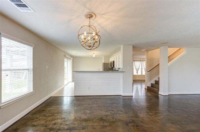 Building Photo - 18503 Fair Grange Ln