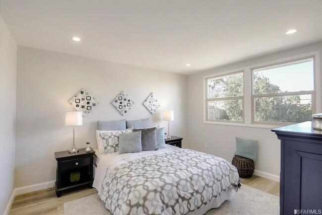 Building Photo - 504 Arguello Blvd