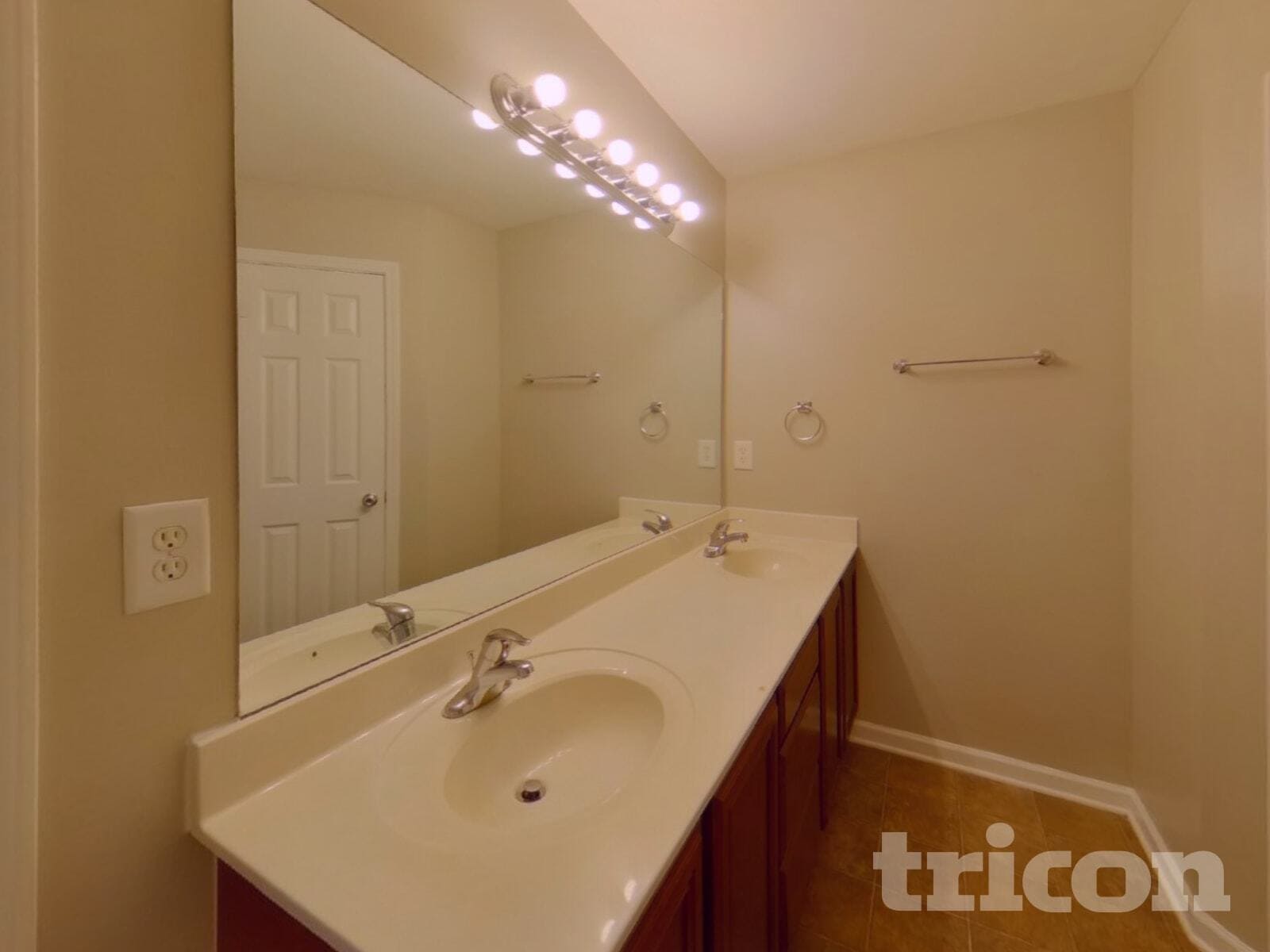 Building Photo - 2013 Fiona Way