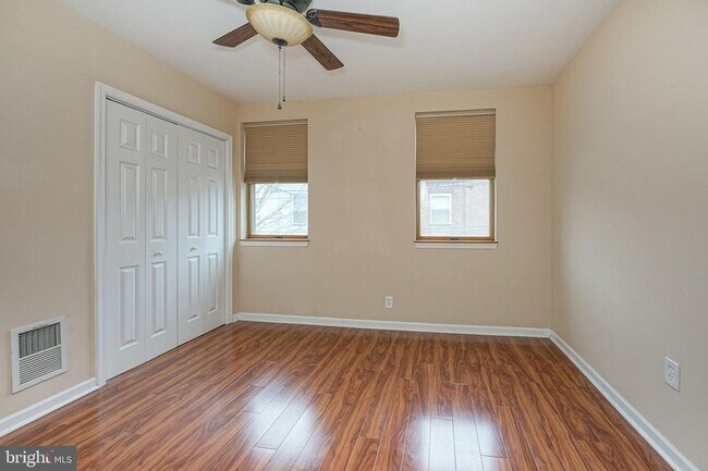 Building Photo - 2421 S Juniper St