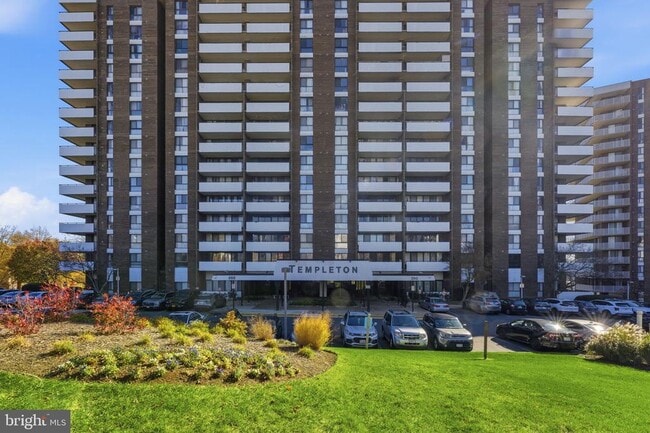 Building Photo - 250 S Reynolds St