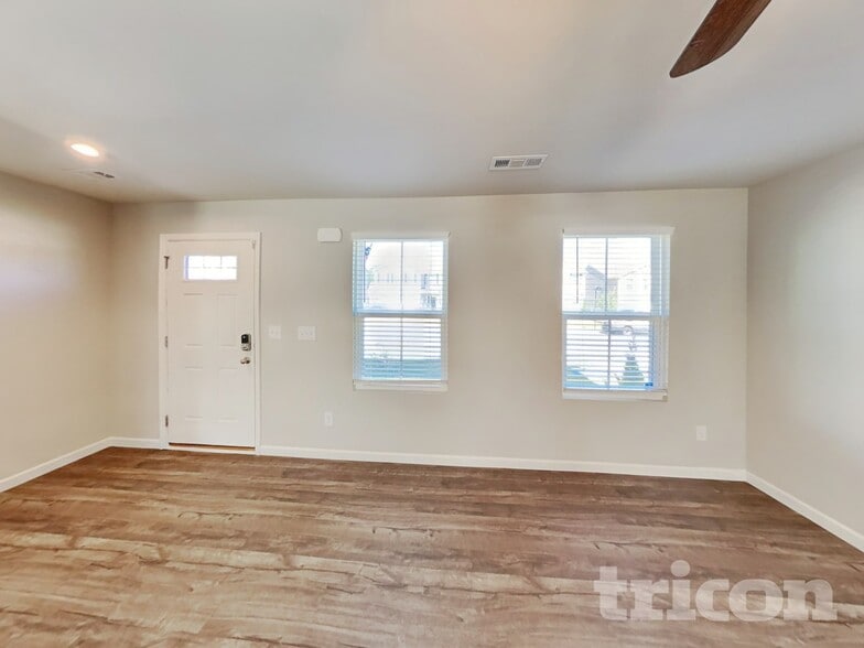 Building Photo - 1163 Concord Springs Dr