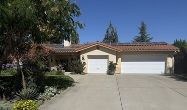 Building Photo - Gorgeous single story 3 bedroom home