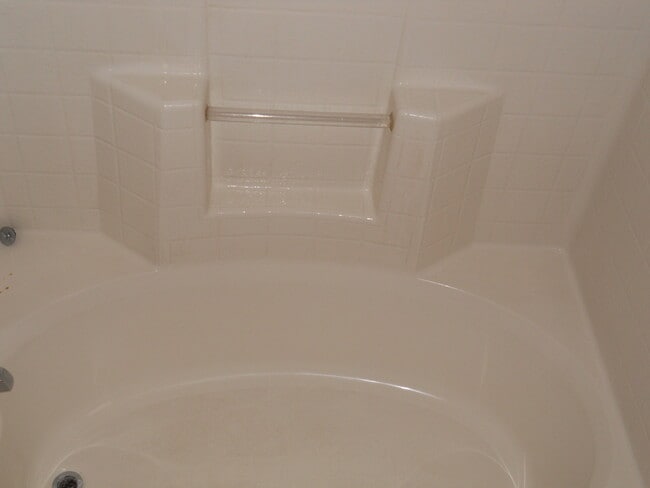 Building Photo - 4207 Roxbury Dr