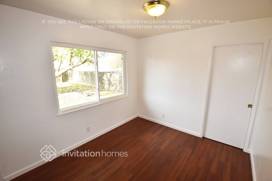 Building Photo - 6813 Weddigen Way