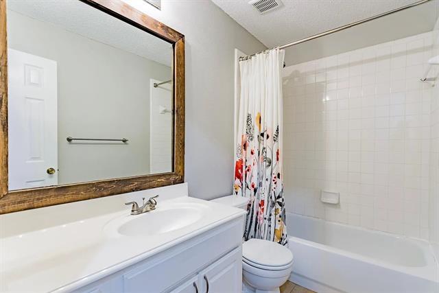 Building Photo - 4712 Basil Dr