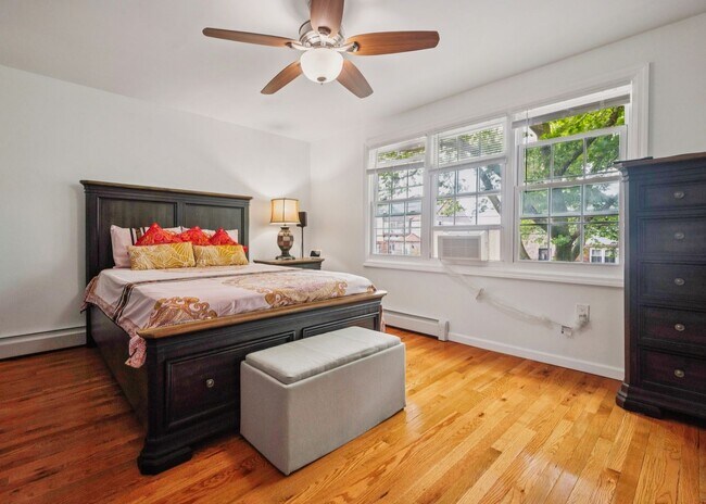 Building Photo - Experience Modern Luxury: Fully Renovated ...
