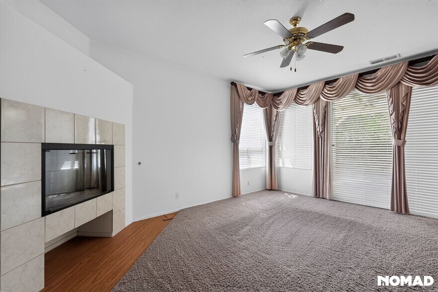 Building Photo - 13909 Marbella St