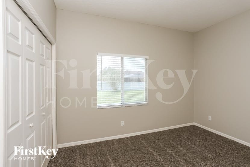 Building Photo - 6346 35th Ave Cir E