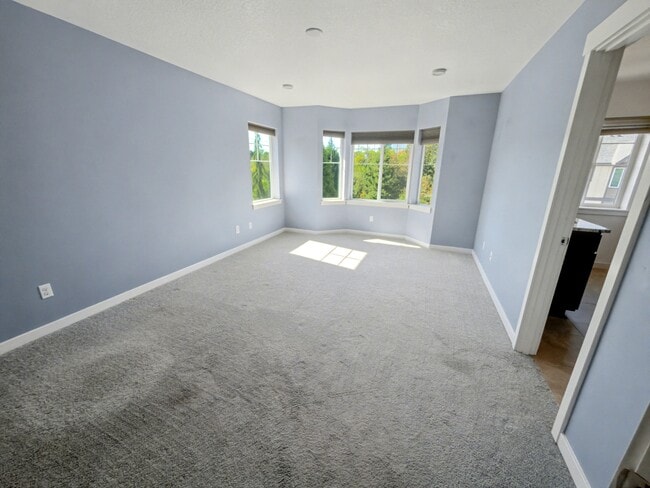 Building Photo - 588 SW 197th Pl