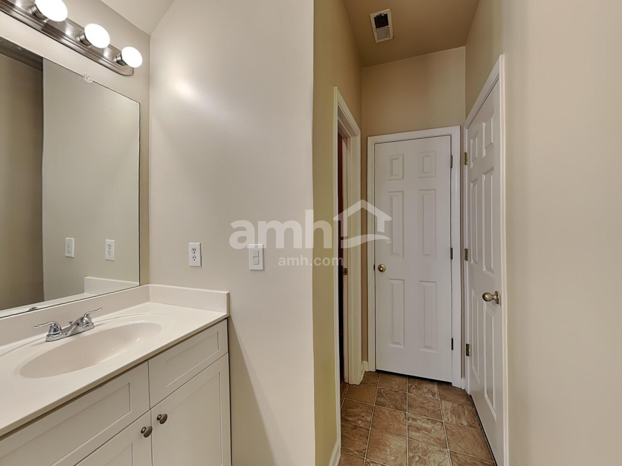 Building Photo - 2673 Blowing Wind Cir