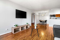 Building Photo - 401 12th St S