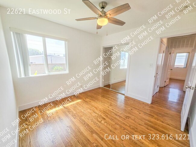 Building Photo - 22621 Eastwood St