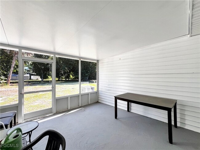 Building Photo - 15206 Stringfellow Rd