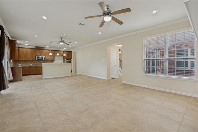 Building Photo - 5996 Clearwater Dr