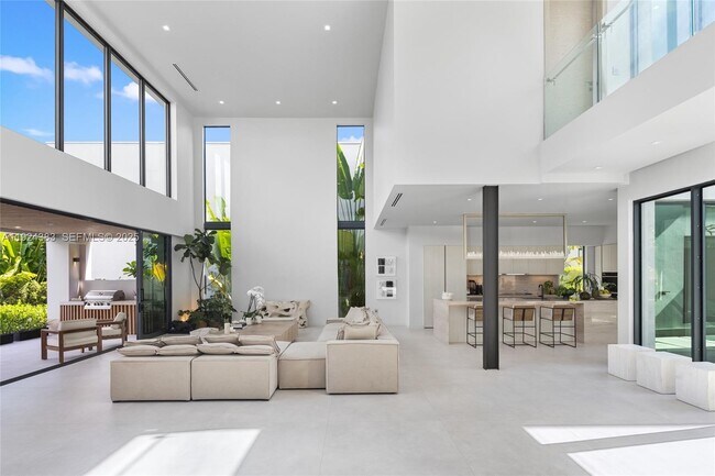 Building Photo - 773 NE 77th Terrace