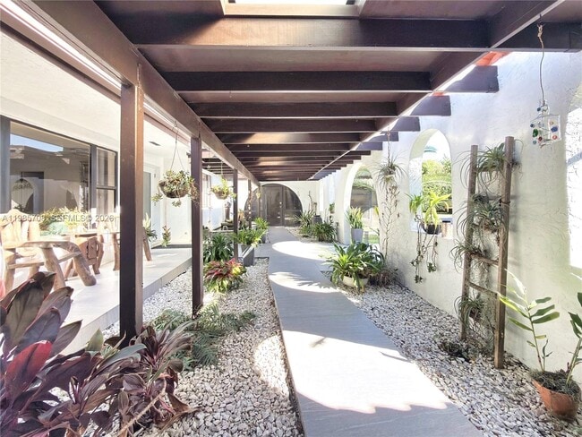 Building Photo - 7925 SW 124th St