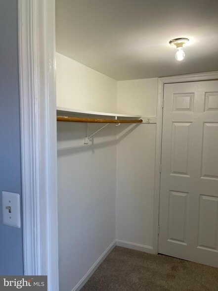 Building Photo - 5106 F St SE