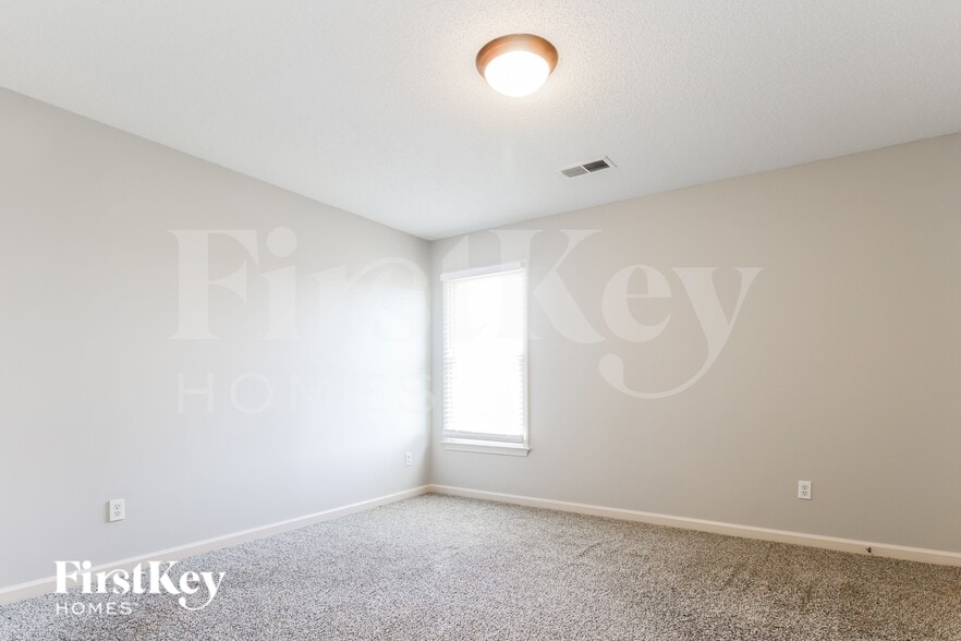 Building Photo - 9410 Afton Grove Rd