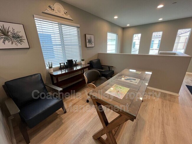 Building Photo - 321 Paseo Gusto