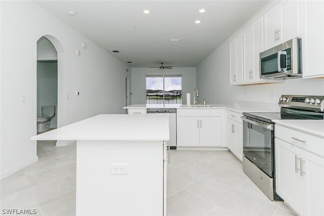 Building Photo - 5583 Double Eagle Cir