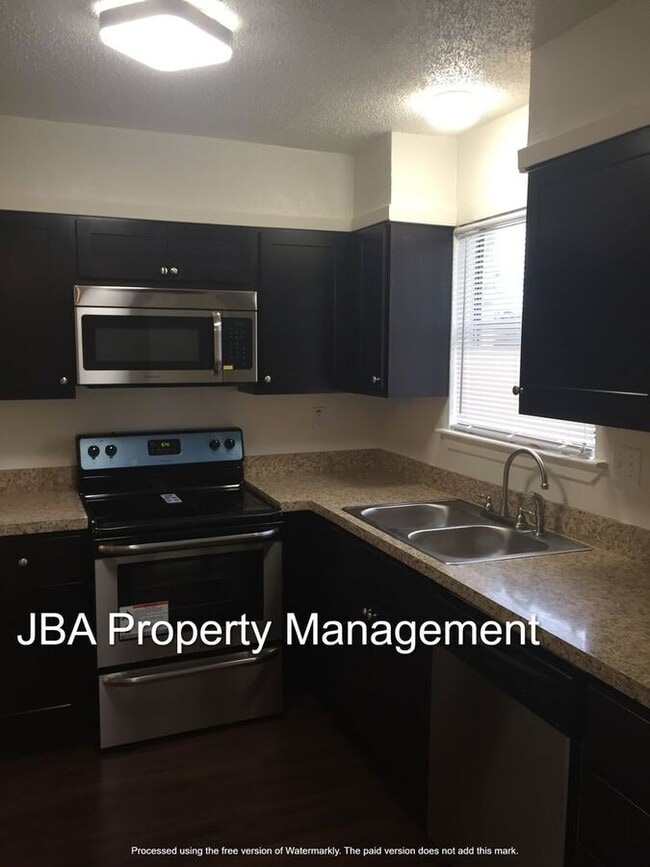 Building Photo - 1758 Belshire Ct