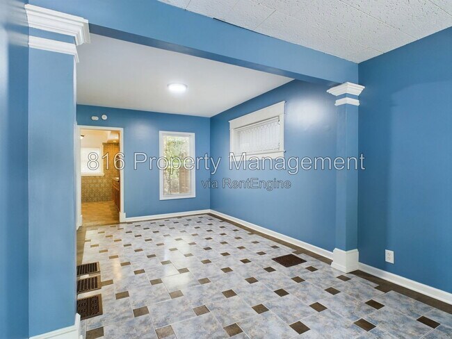 Building Photo - 411 Norton Ave