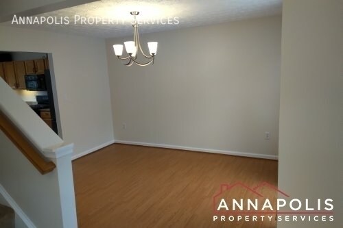 Building Photo - 709 Rock Elm Ct