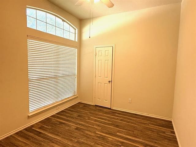 Building Photo - 9200 Clearview Dr