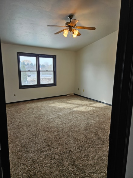 Building Photo - 2646 Finger Rd